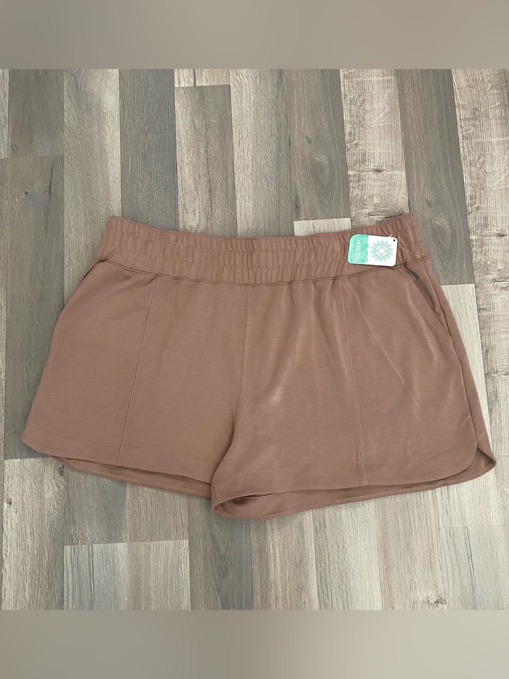 BRISAS Women’s Short Plus Size 2X Stretch Waist Brown High Waist Soft Pockets